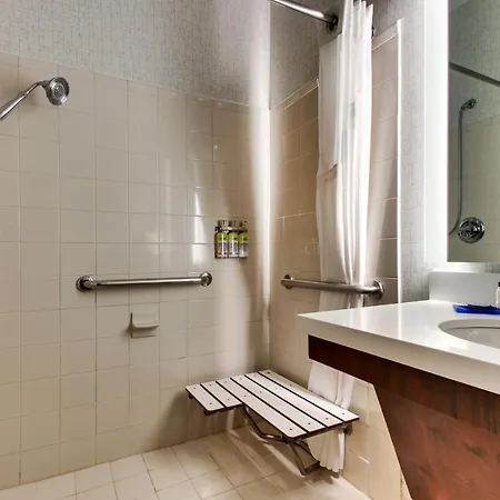 Holiday Inn Express Hotel & Suites - Atlanta/Emory University Area By Ihg Decatur Room photo