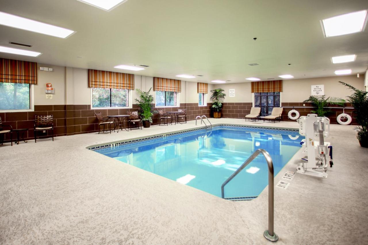 Express & - Atlanta/emory Area By Ihg Hotel