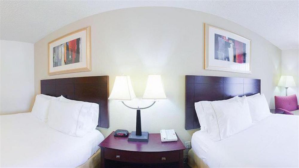 Express & - Atlanta/emory Area By Ihg 3*